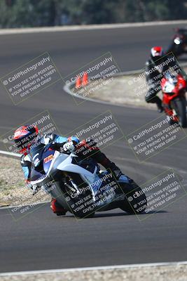 media/Sep-20-2025-TrackDaz (Sat) [[27f0cde673]]/A Group/10am (Turn 3)/